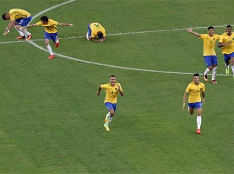 שחקני ברזיל בטירוף (Getty)