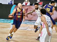 בארסה הנחילה לריאל הפסד ליגה ראשון העונה