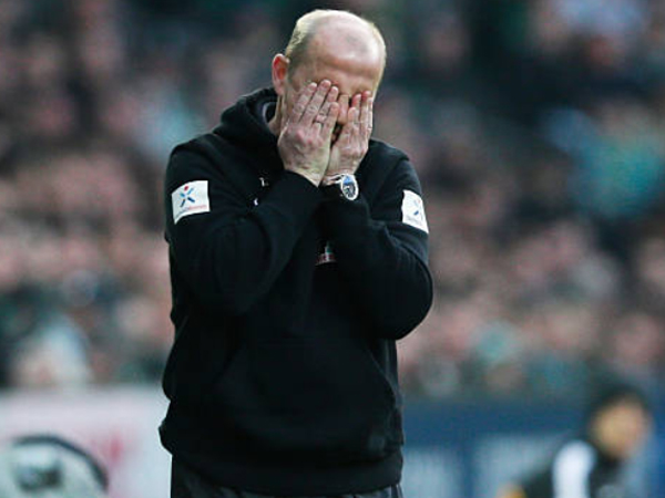 הסמל הגדול חזר בתור מנהל טכני וגם הוא התקשה להושיע (GETTY)