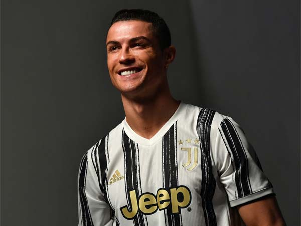 (יובנטוס)