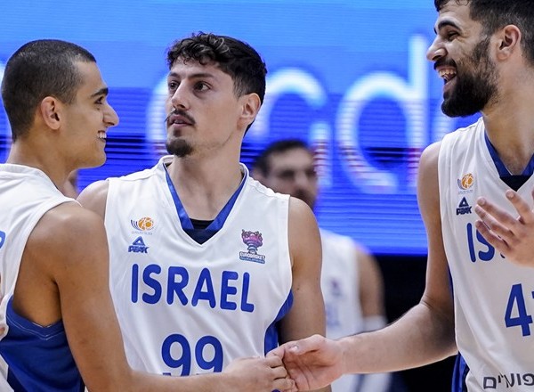 (FIBA)