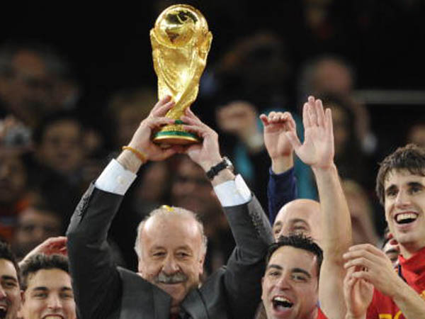 צ'מפיונס, אליפויות - וגם גביע עולמי. דל בוסקה (getty)