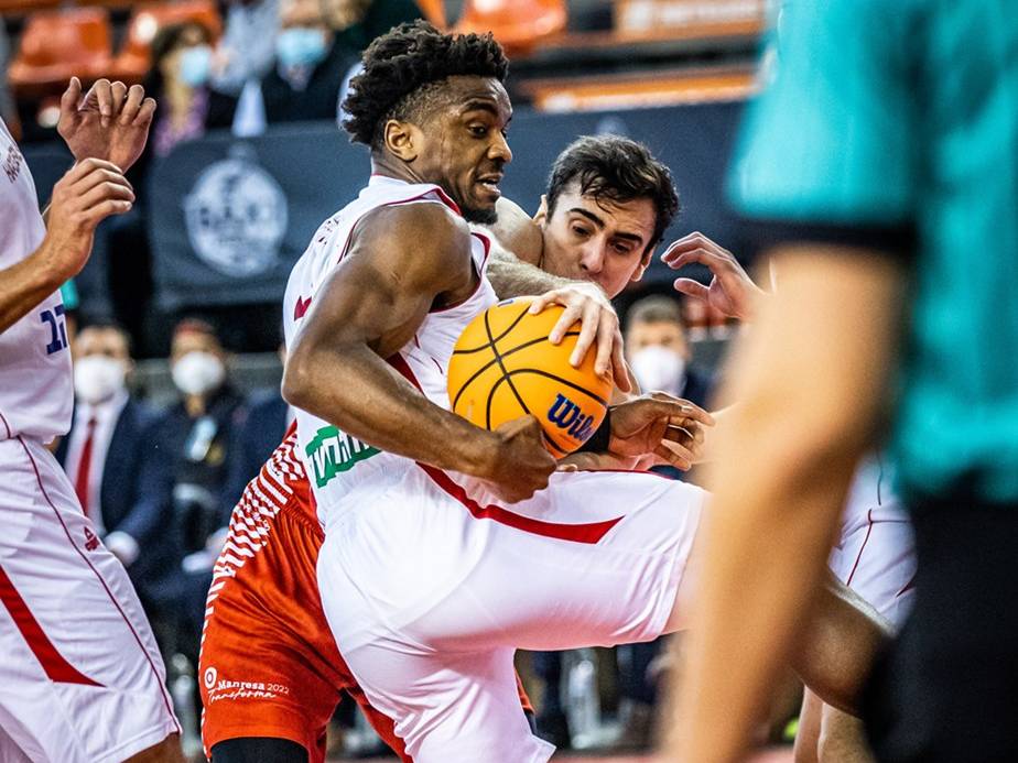 לאדומים לא היה קל (FIBA)