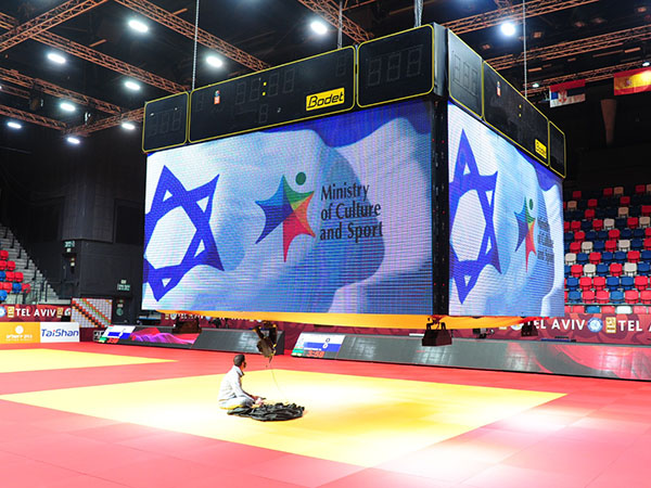 בפעם החמישית ברציפות בהיכל שלמה (שלום ענסי, צלמונלה)