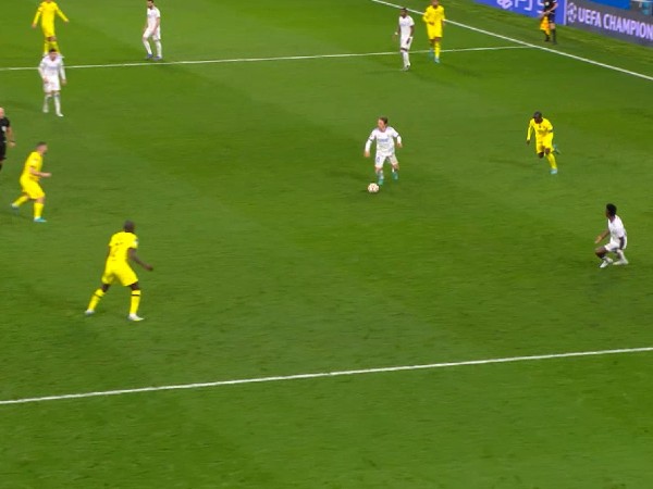 למודריץ' יש מספיק זמן להתקדם, אבל הוא בוחר להפתיע