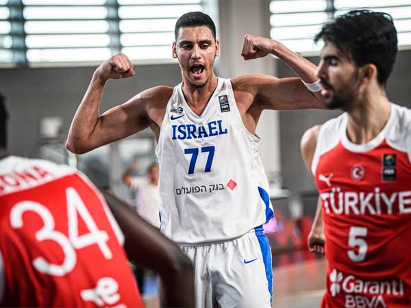 יכולה לחלום (FIBA)