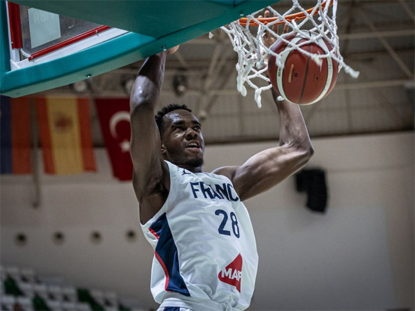 עליונות פיזית (FIBA)