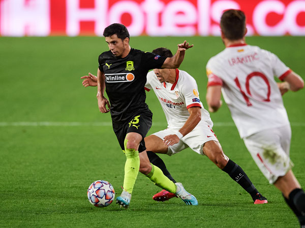 מצא את עצמו בטורקיה. סולימאנוב (Jose Breton/Pics Action/NurPhoto via Getty Images)