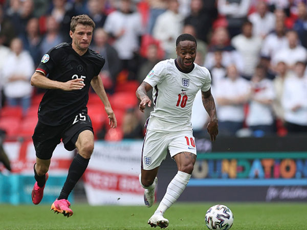 אנגליה וגרמניה יכולות להפגש בגמר (getty)