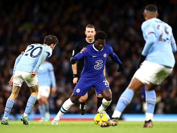 עלה לבכורה בכחול. פופאנה (GETTY)