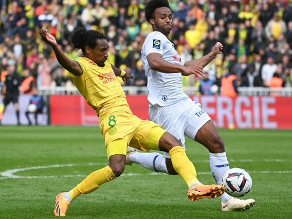 נפרדו בתיקו סוער (Getty)