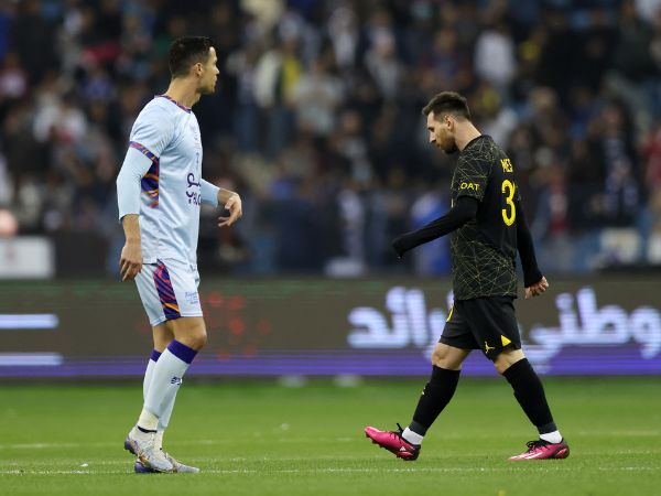 מסי ורונאלדו באותה ליגה (Yasser Bakhsh/Getty Images)