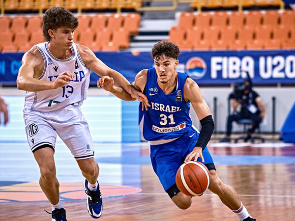 לא קיבל הרבה עזרה. יעקב (FIBA)
