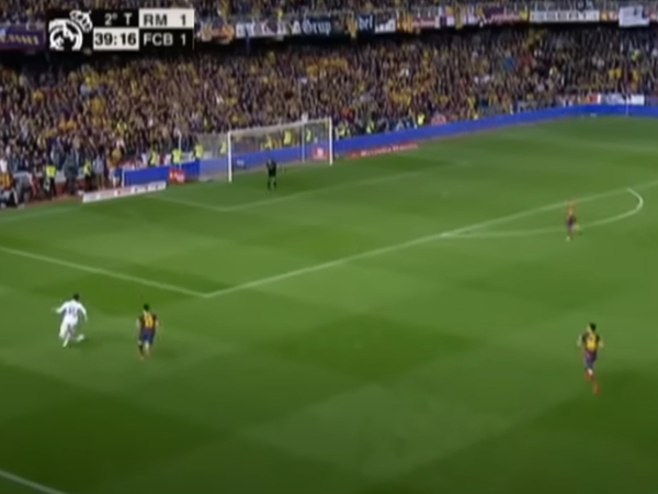 ההשתלטות של בייל על הכדור תוך ארבע שניות