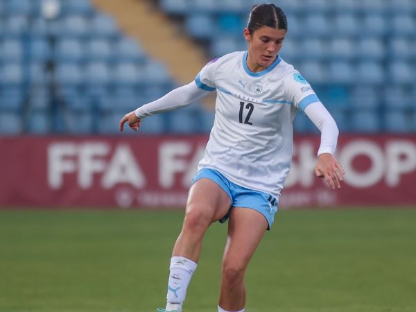 “הצוות מאוד משקיע, יש תחושת ריענון“ (באדיבות ההתאחדות לכדורגל, אסי קיפר)