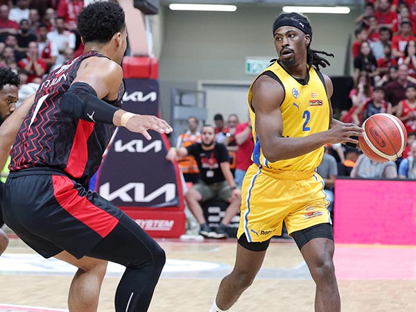 ניהול הרוטציה של קטש עלתה לו במשחק (אלן שיבר)