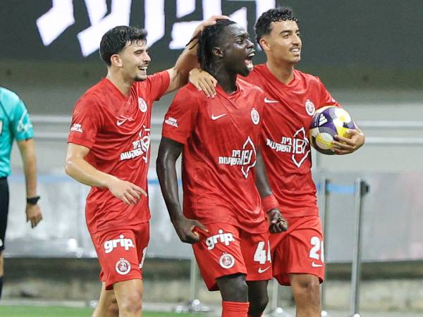 “כוכבים? זה עוד רחוק, הם יגיעו לשם דרך עבודה קשה“ (אלן שיבר)