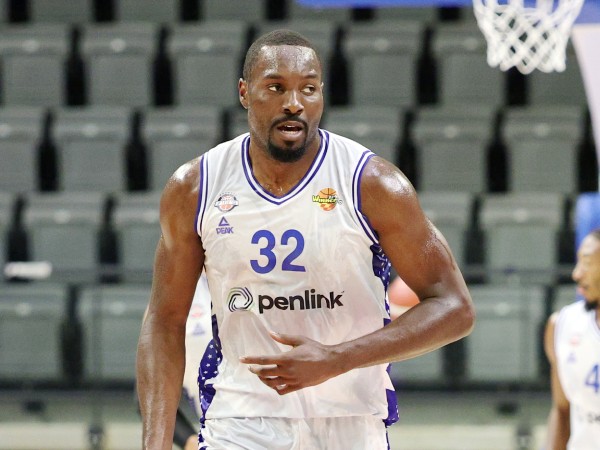 אונואקו בלט בצד השני (אלן שיבר)