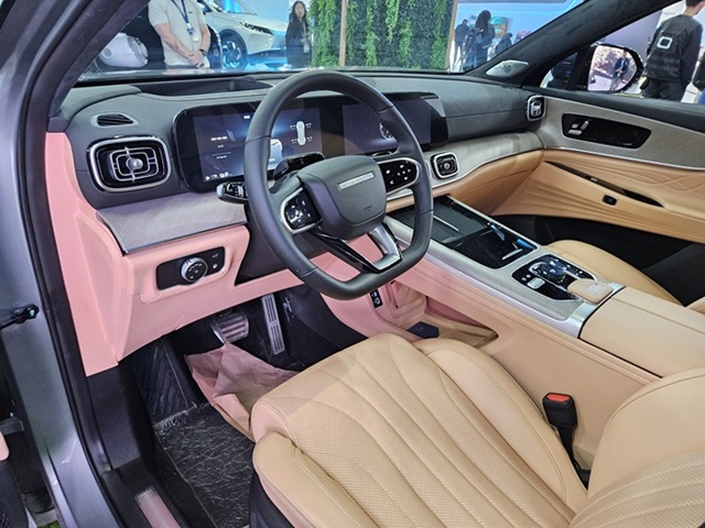 תא נוסעים מודרני ואיכותי