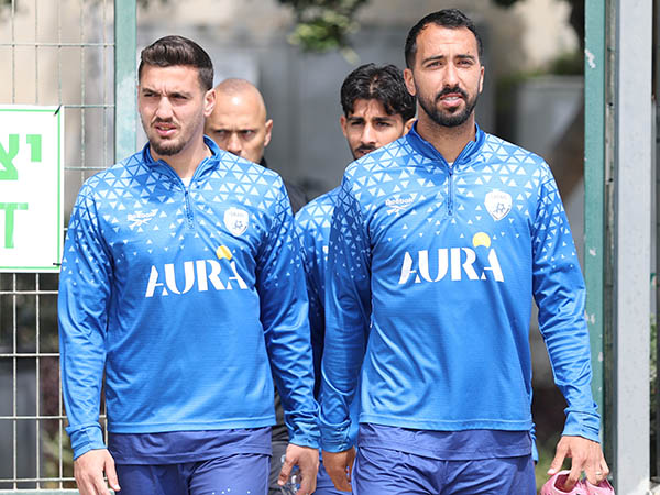 “דן ביטון בחור חזק“. פרץ (אלן שיבר)