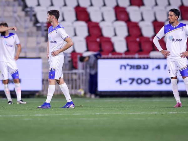 התבססו במקום השלישי (מאור אלקסלסי)