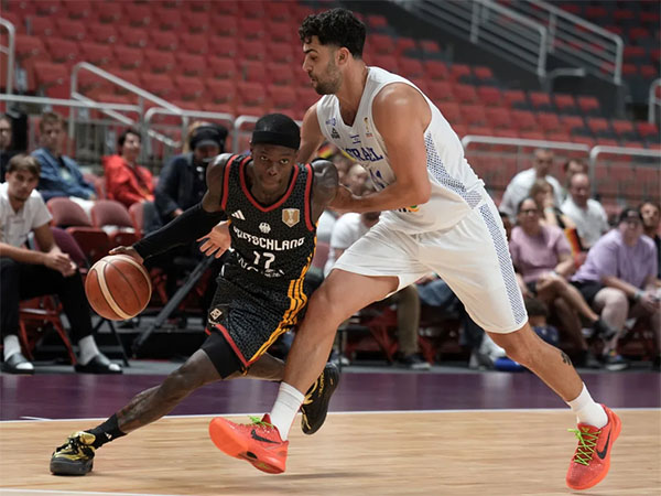 גינת סיים עם 16 משלו (FIBA)