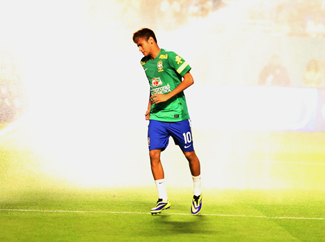 פלה, ניימאר ובלאטר. אחד בפה, אחד בלב (Gettyimages)