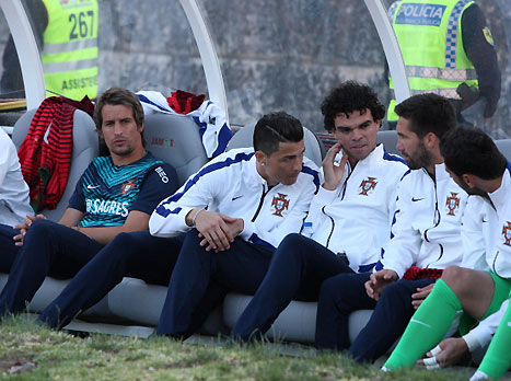 החברים לא עוזרים (gettyimages)