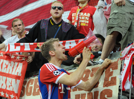 מולר, יודע גם להיות כרוז. צפו בתקציר (gettyimages)