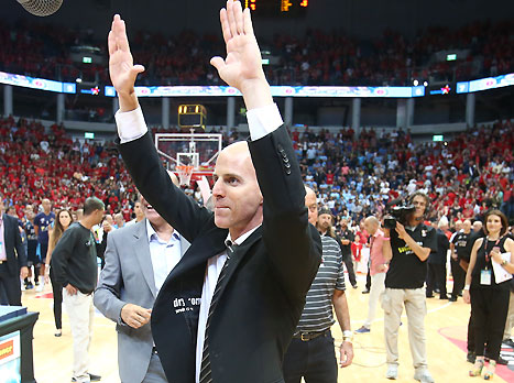 דני פרנקו. משאיר את הגארד שלו (אלן שיבר)