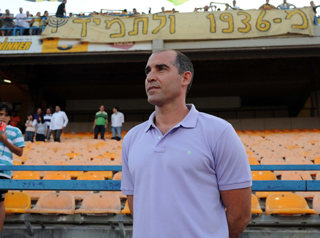 "לא יודע אם לטביב יש את הכוח לנהל את המאבק"