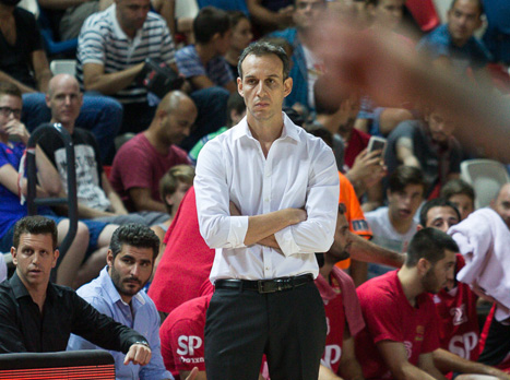 לא התלהב ממה שראה. קטש (עודד קרני)