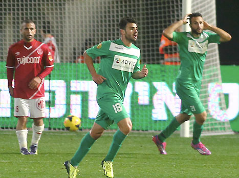 בשנה שעברה כפ"ס חגגה מול הפועל ת"א בשמינית, והשנה? (לן שיבר)