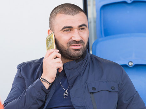 שבוע אחרי שבוע צופה מהצד בקריסה (צילום: עודד קרני)
