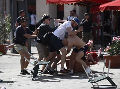 בוא נקווה שלא נראה תמונות כאלה בטורנירים הבאים (gettyimages)