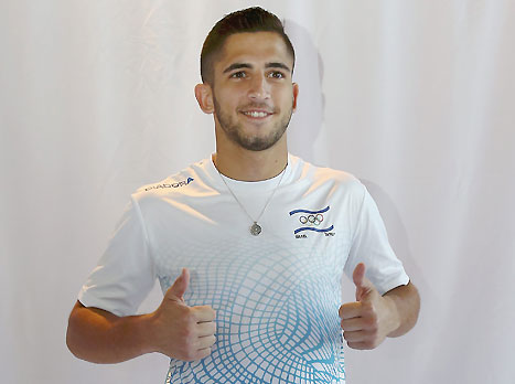 קרב אחד או שניים וישר לגמר? שימו לב לאטיאס (אלן שיבר)