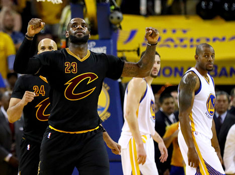 לברון הריח דם, והגיע בקלאץ' (getty)