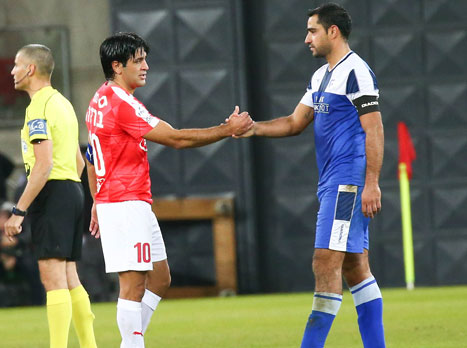 ב"ש נותנת כבוד ליריבה (דני מרון)