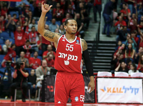 המנהיג של הקמפיין. ג'רלס (אלן שיבר)