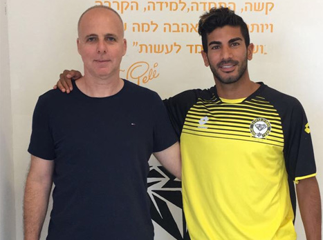 צעירי עם סוכנו, גלעד קצב, במעמד החתימה