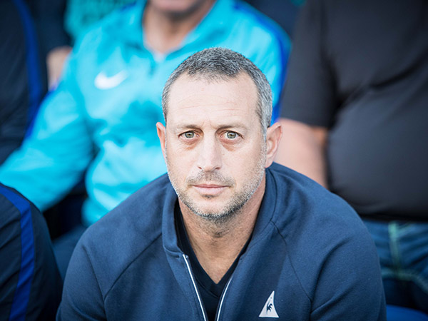 (עודד קרני)