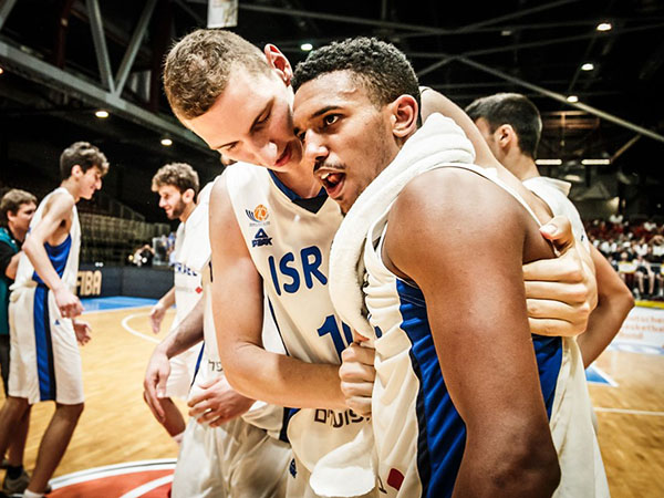 "החכמה היא למנף את ההצלחה" (FIBA)
