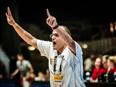הרשה לעצמו להשתחרר. בית הלחמי (FIBA)