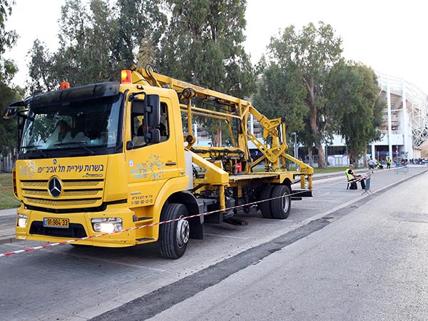 לא מעט רכבים נגררו לפני המשחק (אודי ציטיאט)