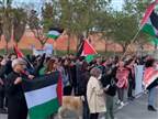 צפו: אוהדי ברצלונה שרו `שחררו את פלסטין`