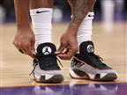 בפער: ביל מוביל את ה-NBA בקשירת שרוכים