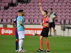 האורחת נותרה בעשרה שחקנים (GETTY)
