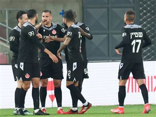 עם נגיחה מושלמת מקרוב (דני מרן)