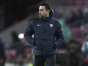 הקבוצה שלו בצרות. צ'אבי (GETTY)