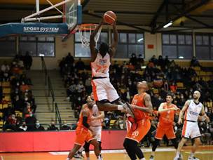 שיטו התעופף, אך הפסיד (עמית סמיקט, עירוני נס ציונה)